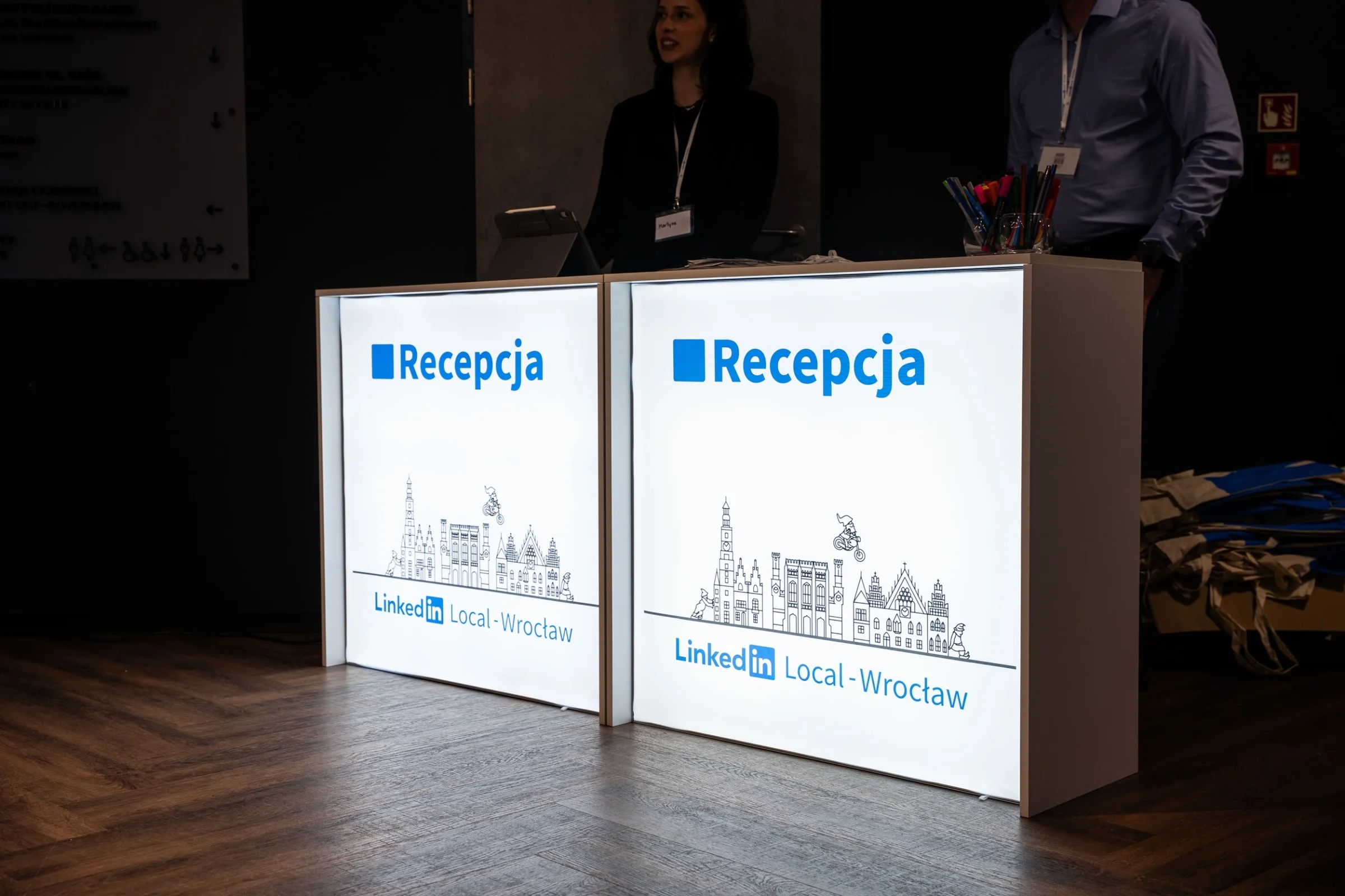 nowyux zdjecia targi konferencje