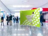 file-meta-description.ad-wall-vario-curved-lightinuse2