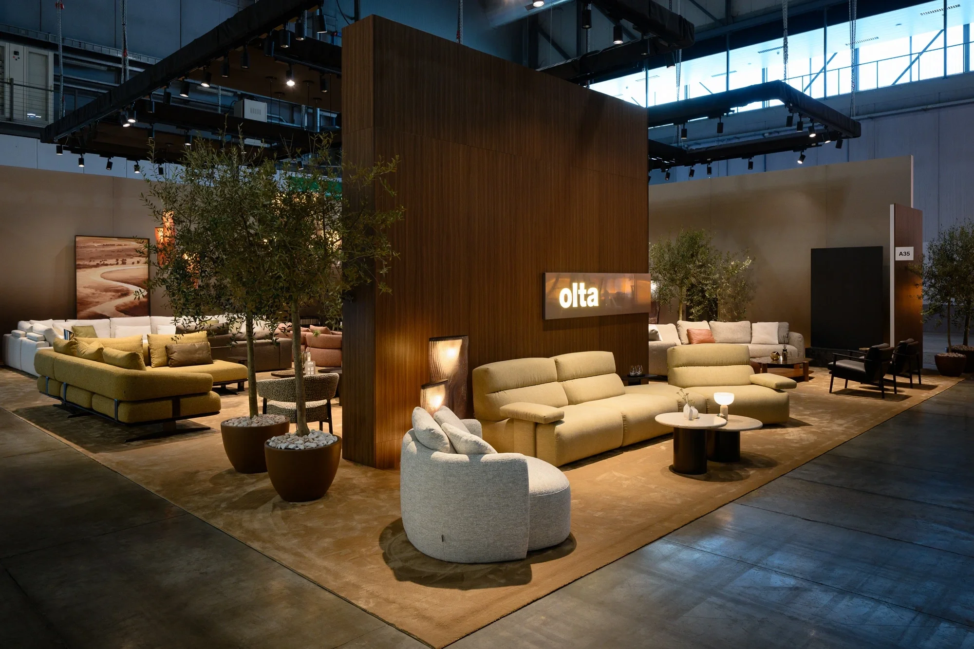 Stoisko OLTA na Milan Design Week