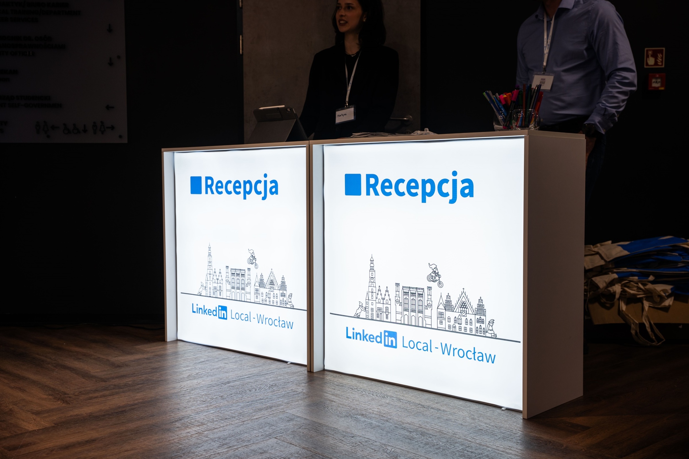 nowyux zdjecia targi konferencje