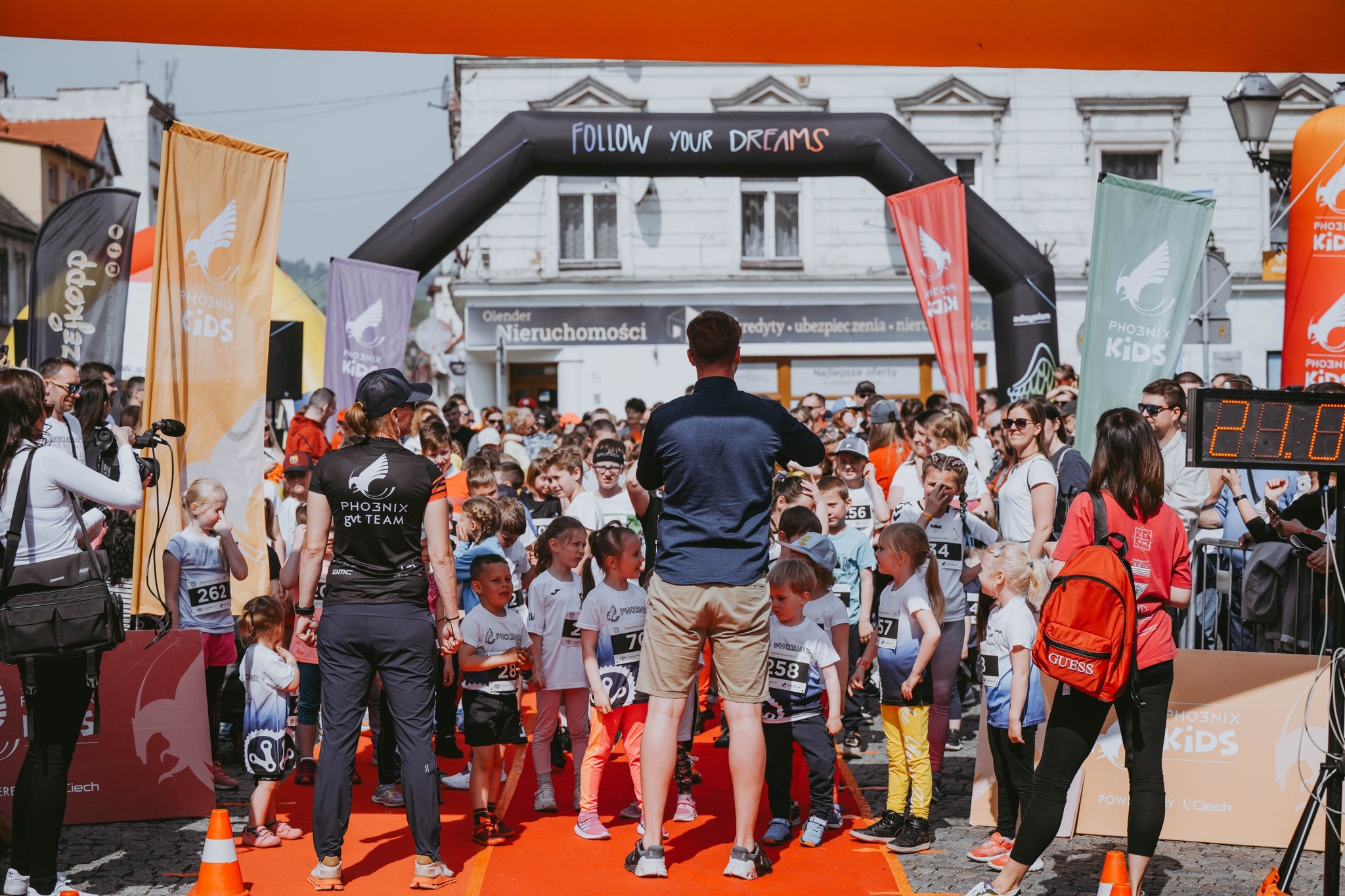 nowyux zdjecia targi dzieci