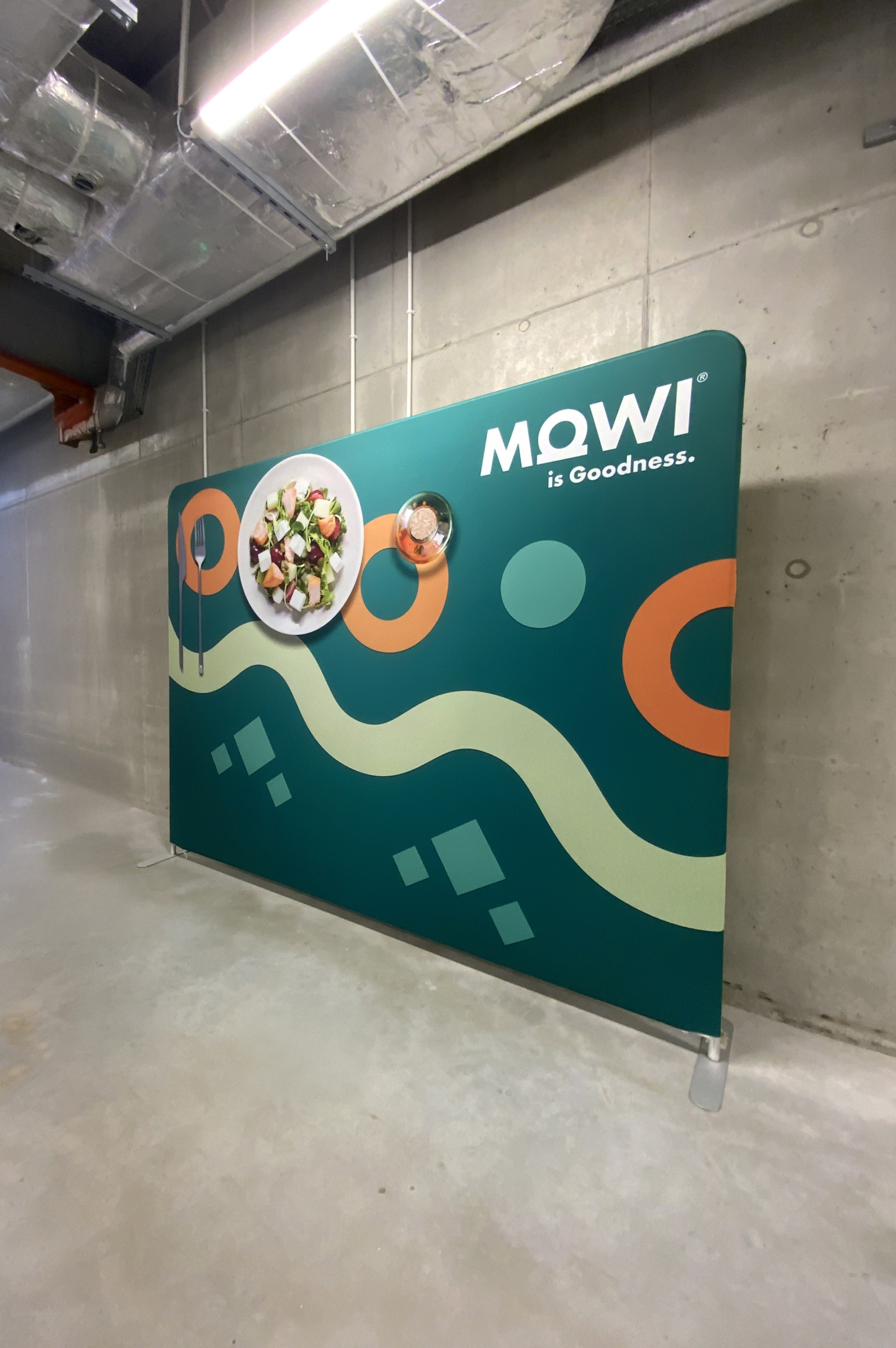 nowyux zdjecia retail