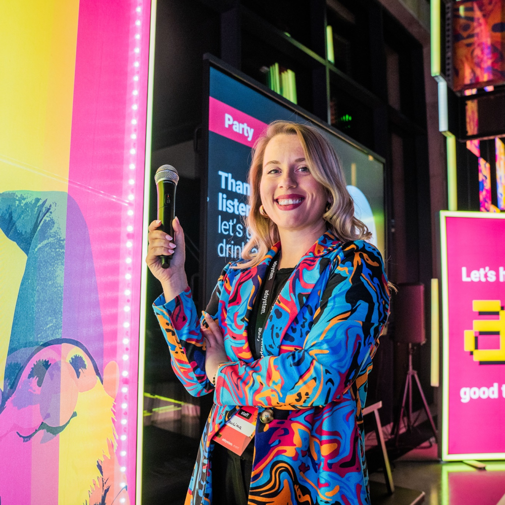 Osoba kontaktowa programu partnerskiego adPro