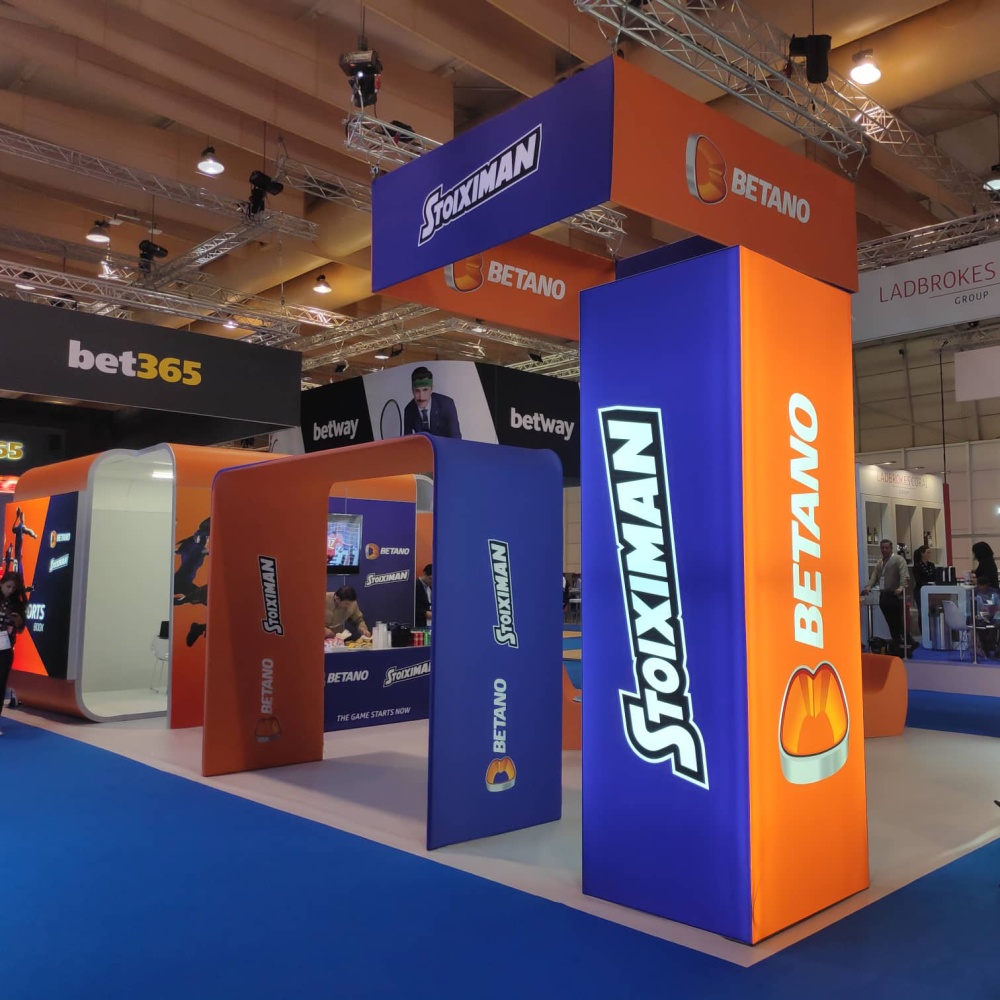 nowyux zdjecia ekspansja