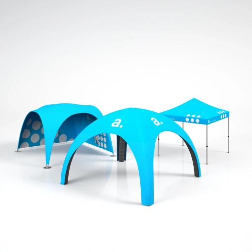 Trzy niebieskie namioty reklamowe na szarym tle.