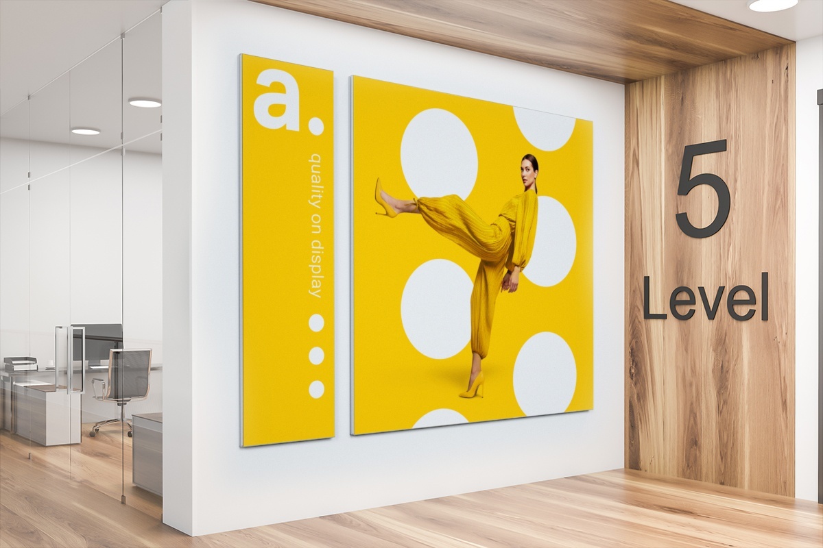 nowyux zdjecia retail