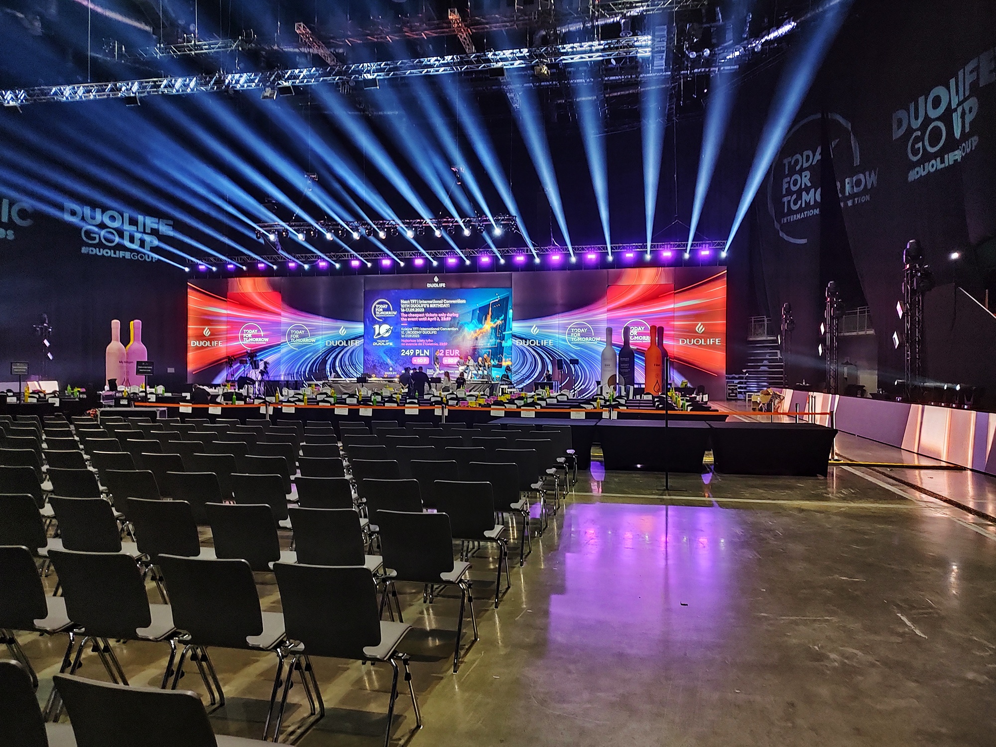 nowyux zdjecia targi gala