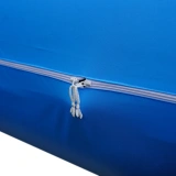 Brama round close-up do fecho no tecido