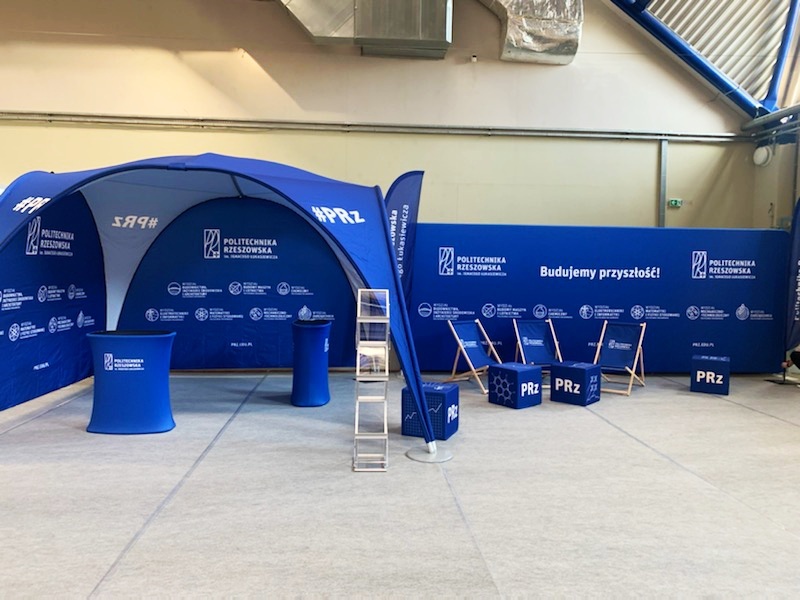 nowyux zdjecia institutions