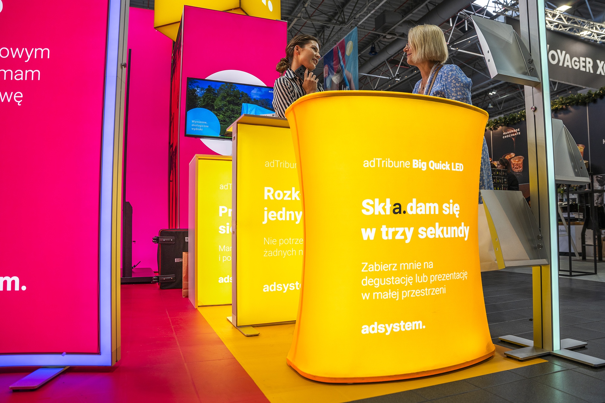 nowyux zdjecia targi