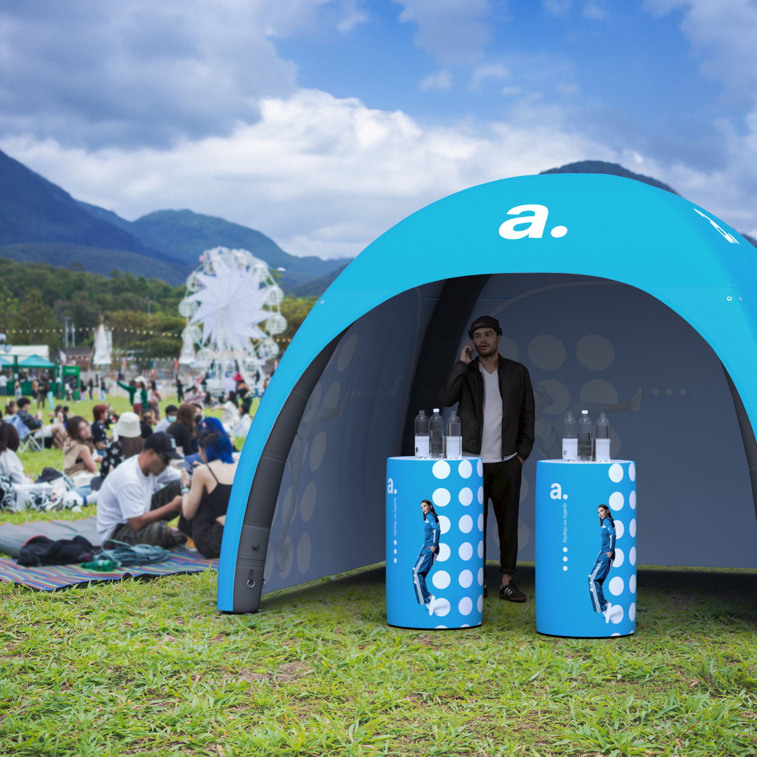 Carpa publicitaria en set con mostradores outdoor