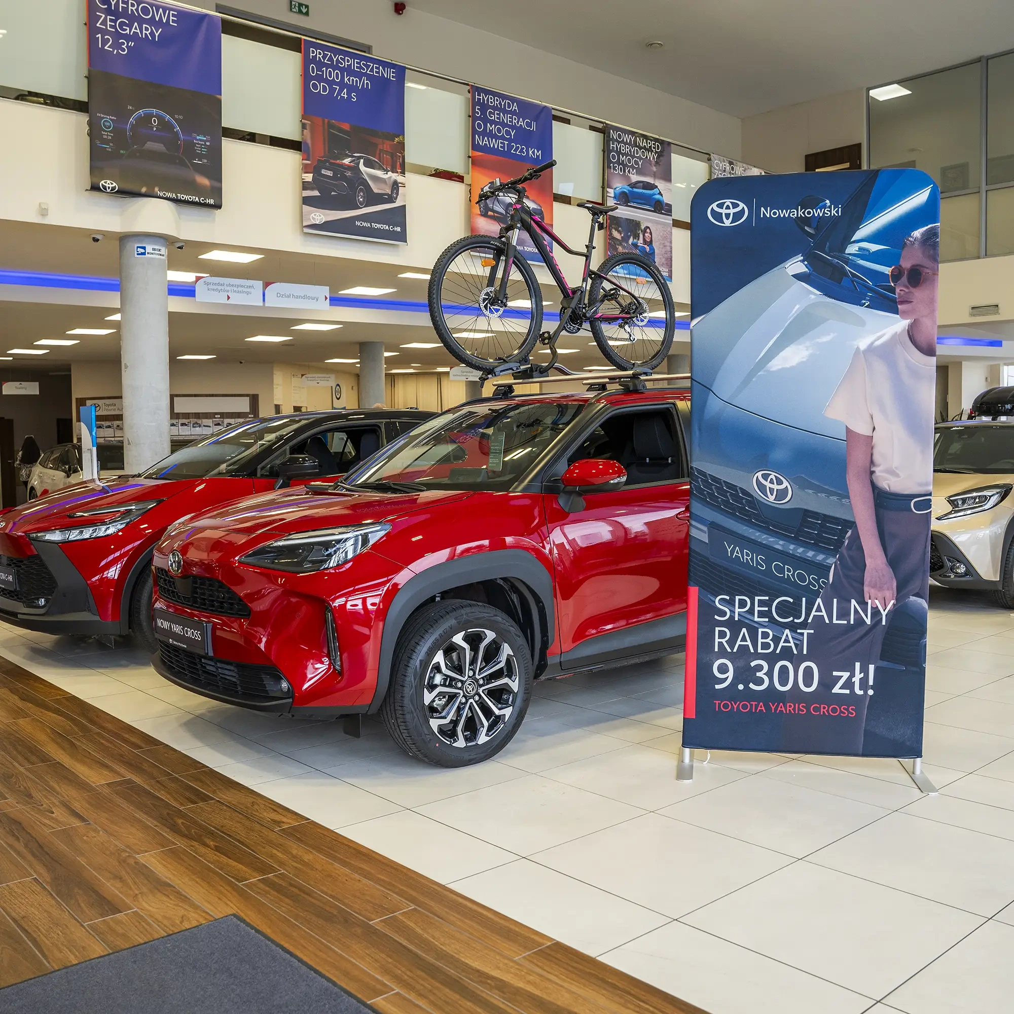 nowyux zdjecia rollup retail